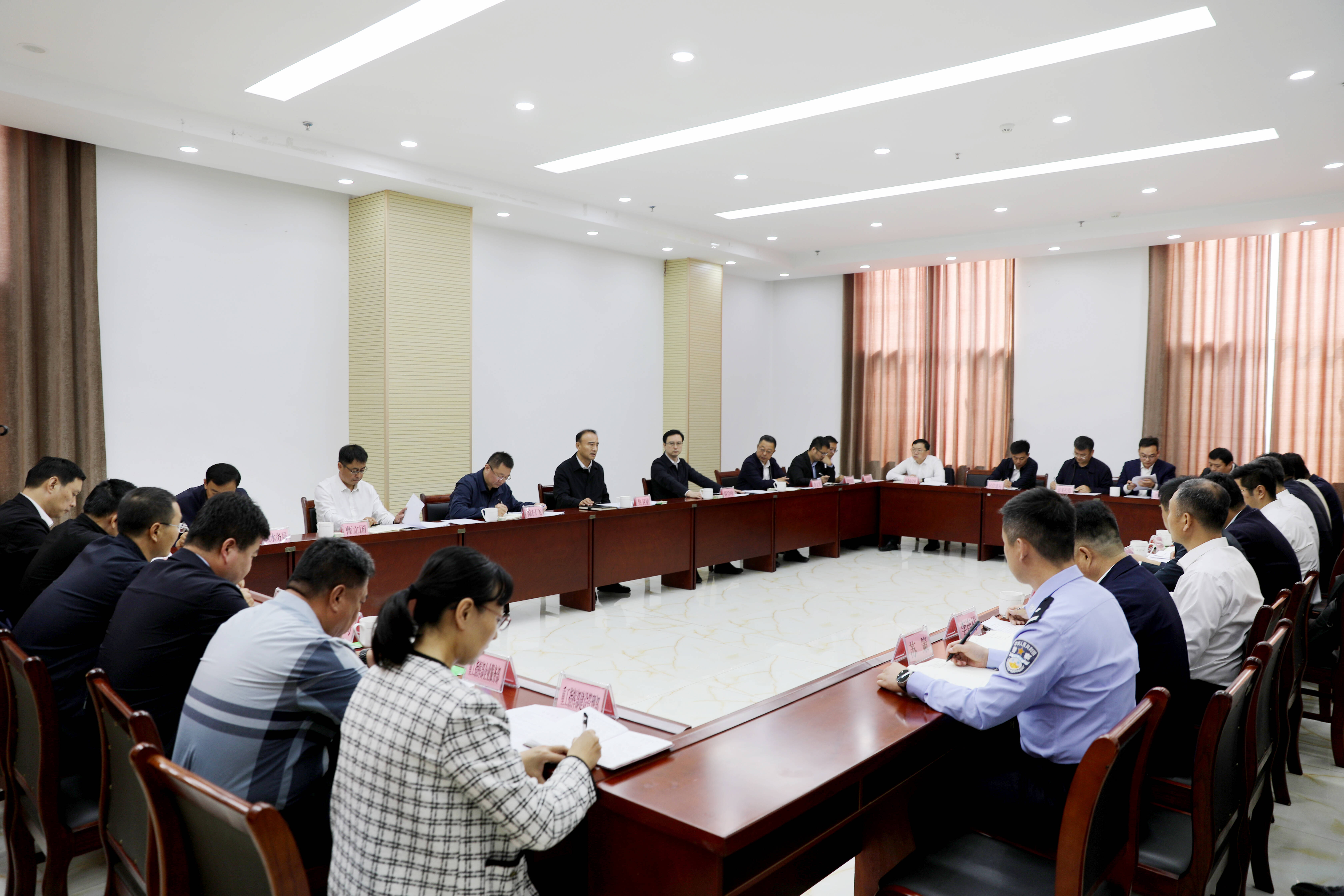 焦衛星調研山東重工（濟南萊蕪）綠色智造產業城建設推進和口鎮街道經濟社會發展